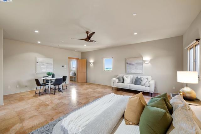Image 30 of 59 For 7383 Cedar Mountain Rd