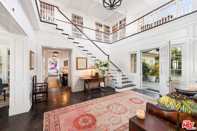 27540 Pacific Coast Highway, Malibu CA: https://media.crmls.org/mediaz/a6d1bbb1-d3da-4a30-b24f-fe45b5da1075.jpg