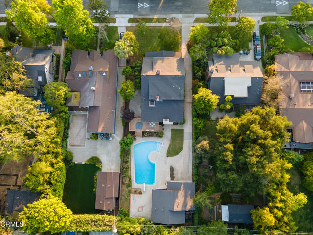 676 S Madison Avenue, Pasadena CA: https://media.crmls.org/mediaz/a6d3264b-cbbf-465e-9457-57862fe07966.jpg