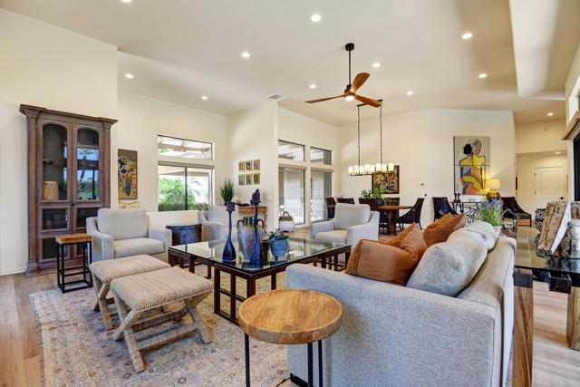 76470 Pala Palms Drive, Indian Wells CA: https://media.crmls.org/mediaz/a6d34a30-9f75-4241-aa34-beeb8bf2b935.jpg