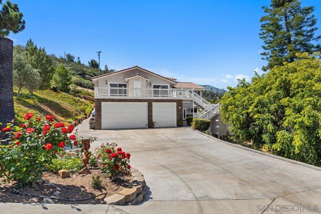 3049 Millar Ranch Rd, Spring Valley CA: https://media.crmls.org/mediaz/a6d39b00-e0c4-48ef-81b1-9323bd0f1bee.jpg