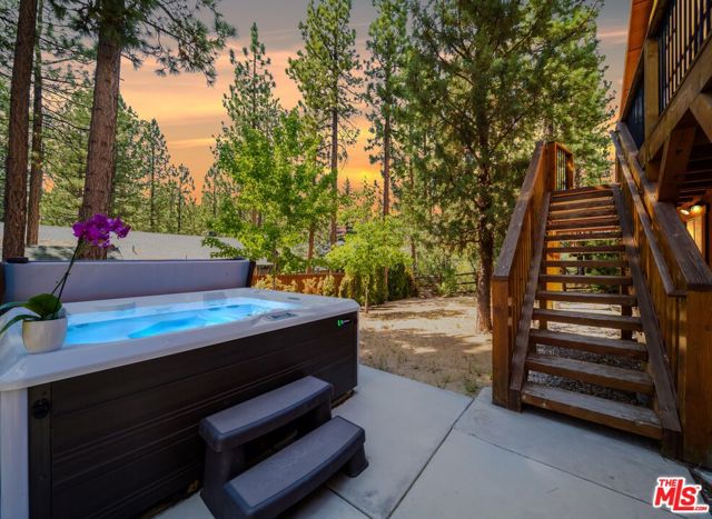 919 Mcalister Road, Big Bear City CA: https://media.crmls.org/mediaz/a6d3ff9b-b194-45bc-85c7-f4399f63bbec.jpg