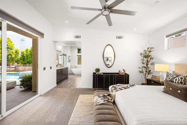 562 Skylar Lane, Palm Springs CA: https://media.crmls.org/mediaz/a6d4553d-a76d-4869-bd34-f7e49d996810.jpg