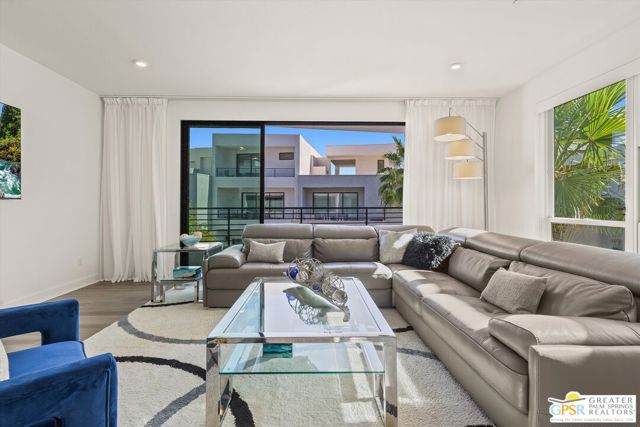 906 Cameron Center Drive, Palm Springs CA: https://media.crmls.org/mediaz/a6d48a6e-41b5-445a-bb1d-574c8c7aa86b.jpg