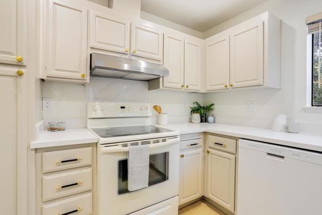 1912 Magdalena Circle, Santa Clara CA: https://media.crmls.org/mediaz/a6d51f0f-8be4-48b8-af02-10c545f5e0a9.jpg