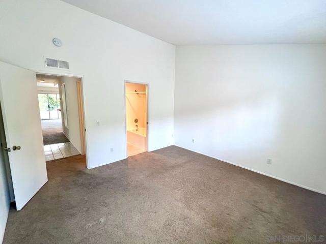9995 Scripps Westview Way, San Diego CA: https://media.crmls.org/mediaz/a6d5ab7c-749a-42f4-b815-9fcb1191f812.jpg