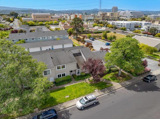 714 Comet Drive, Foster City CA: https://media.crmls.org/mediaz/a6d65f05-3fc4-4e19-b6d1-316bd01c2a8c.jpg