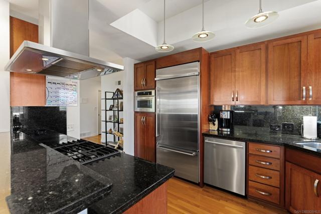 1251 Savoy St, San Diego CA: https://media.crmls.org/mediaz/a6d68307-59f1-4a13-a302-80009b724292.jpg