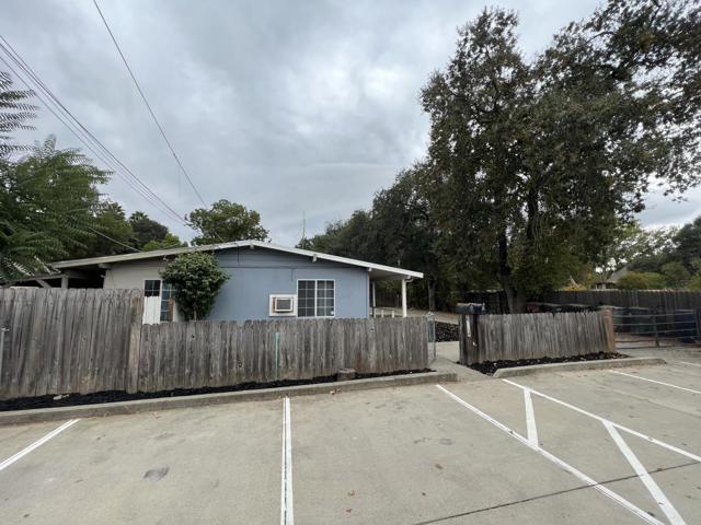 2224 Roanoke Avenue, Sacramento CA: https://media.crmls.org/mediaz/a6d713cb-3d85-4f99-9196-5ed63dbe6c22.jpg