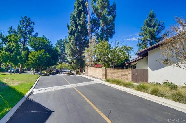 12580 Oaks North Drive, San Diego CA: https://media.crmls.org/mediaz/a6d7607d-d1dc-4580-8021-20a9673c6280.jpg