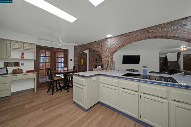 Image 10 of 60 For 1324 Alves Dr