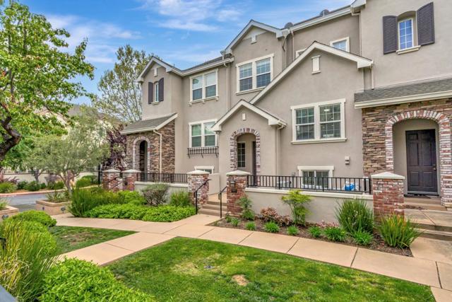 1127 Lund Terrace, Sunnyvale CA: https://media.crmls.org/mediaz/a6d7b89e-9613-4515-8784-3d2d8ebef963.jpg
