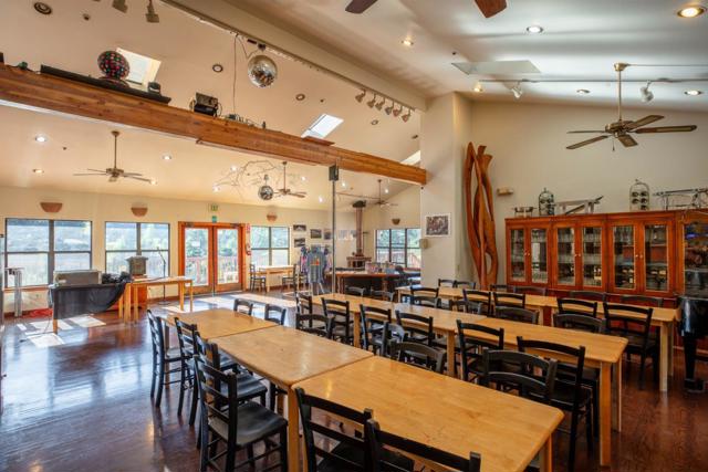 20600 Aldercroft, Los Gatos CA: https://media.crmls.org/mediaz/a6d88cbe-cac8-48c1-90cf-bd83d47567aa.jpg