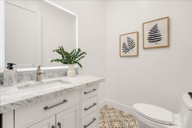 Image 31 of 64 For 2555 Benson Avenue