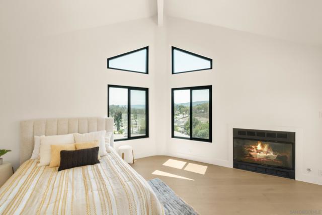 15032 Heath Dr, Poway CA: https://media.crmls.org/mediaz/a6d93b97-e260-4042-83d4-2dc9b6656492.jpg
