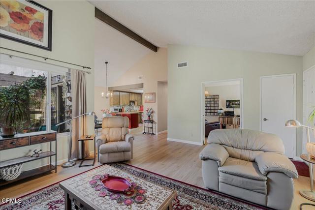 Detail Gallery Image 7 of 39 For 550 Holly Ave, Oxnard,  CA 93036 - 3 Beds | 2 Baths