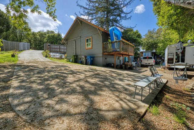 3535 Glen Canyon Road, Scotts Valley CA: https://media.crmls.org/mediaz/a6d9e757-a97e-4599-bfef-7f6dec3a07da.jpg