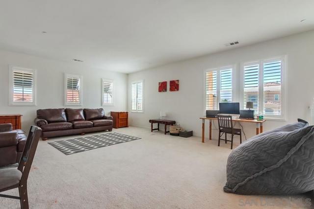 908 Hydra Ct, San Marcos CA: https://media.crmls.org/mediaz/a6da56c5-9a46-44b8-a2e0-254ad49cc69e.jpg
