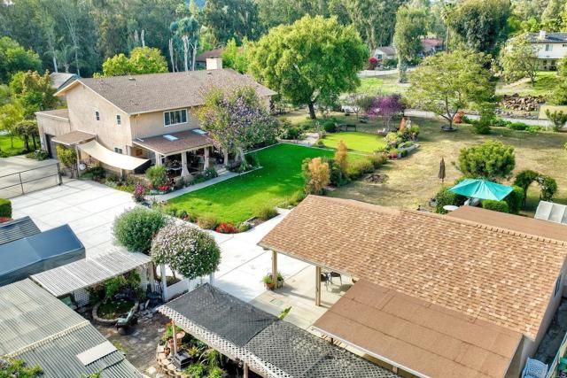 3097 Hidden Creek, Escondido CA: https://media.crmls.org/mediaz/a6dbdb2d-c720-4169-8433-d206bcd53c71.jpg