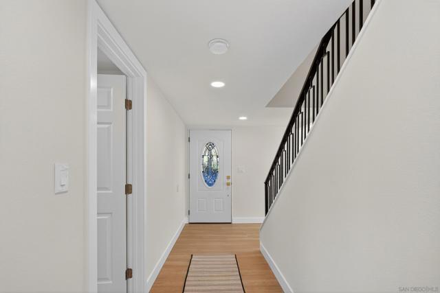 4060 Rosarita Dr, La Mesa CA: https://media.crmls.org/mediaz/a6dbe07f-46de-4cc1-9277-dcaf636bdb6f.jpg