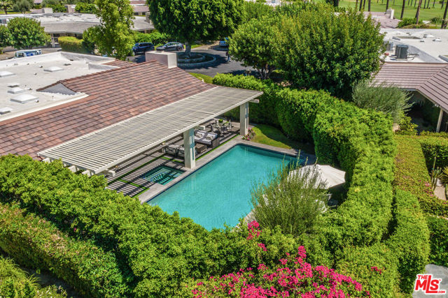 6 Exeter Court, Rancho Mirage CA: https://media.crmls.org/mediaz/a6dc999c-cf8e-4bf8-93c8-b0f9f5096558.jpg