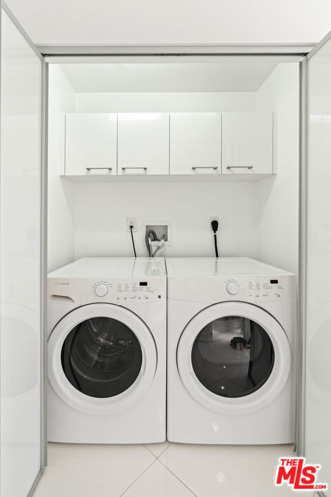 https://media.crmls.org/mediaz/a6dd022d-fad5-4df7-a7f8-83951d1f6c9e.jpg?preset=X-Large