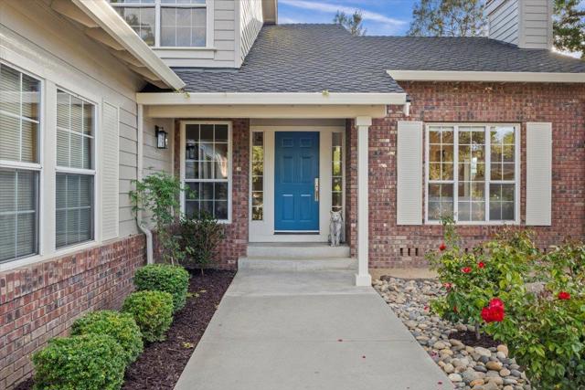 112 Mozart Avenue, Los Gatos CA: https://media.crmls.org/mediaz/a6dd7763-50b0-4b8e-807e-ddf32ce90830.jpg