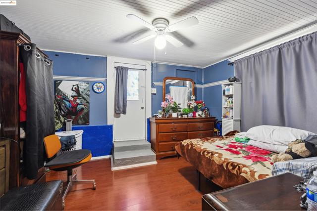 2029 E 22nd St, Oakland CA: https://media.crmls.org/mediaz/a6dee854-d248-4b74-99ea-d5ccd9a43c0f.jpg