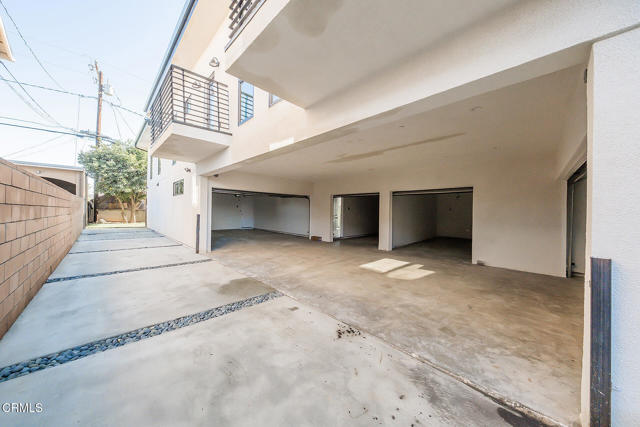 Detail Gallery Image 4 of 18 For 668 Keenan Ave, Los Angeles,  CA 90022 - – Beds | – Baths