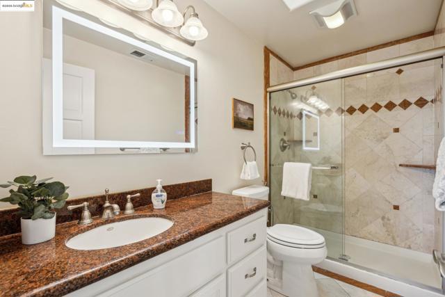 Image 19 of 58 For 1822 Arlington Blvd