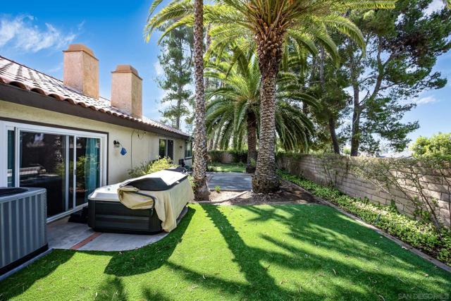 1857 Goldenrod Ln, Vista CA: https://media.crmls.org/mediaz/a6e079b1-242d-467f-b72e-b476c9fbfc33.jpg