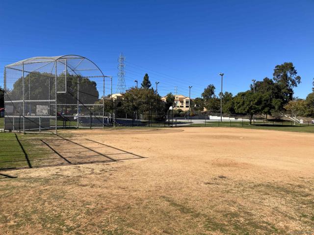 7360 Calle Cristobal, San Diego CA: https://media.crmls.org/mediaz/a6e0e6fc-02a7-49da-9918-06ccb123594e.jpg