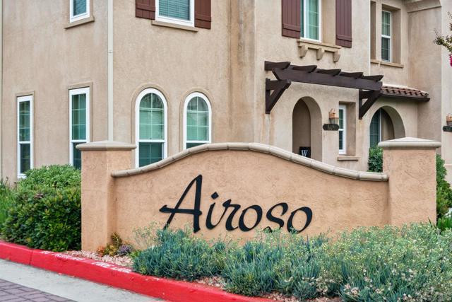 6102 Alida Row, San Diego CA: https://media.crmls.org/mediaz/a6e11f2a-8baa-4cba-8d63-44c3fce2329e.jpg