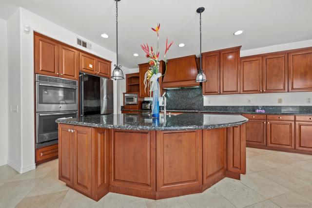 13226 Ireland Ln, San Diego CA: https://media.crmls.org/mediaz/a6e13cab-edc2-40d6-8476-49083793e2bf.jpg