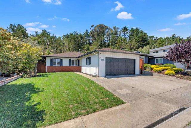3431 Fleetwood Drive, San Bruno CA: https://media.crmls.org/mediaz/a6e15a56-abd3-4e57-bd82-20c366487c52.jpg