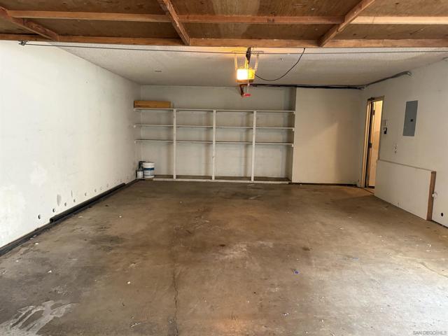 3823 Caminito Litoral, San Diego CA: https://media.crmls.org/mediaz/a6e21277-5193-43b4-9231-f9e3f5a93778.jpg