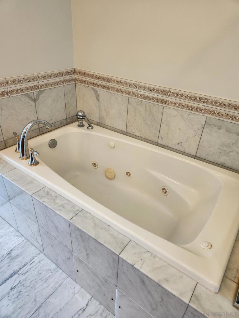 550 Front St. - photo 12