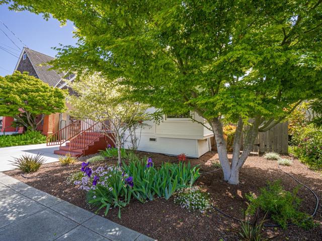 215 Trescony Street, Santa Cruz CA: https://media.crmls.org/mediaz/a6e3fe4f-aa4d-4b11-b51f-7c42f6ee49f6.jpg