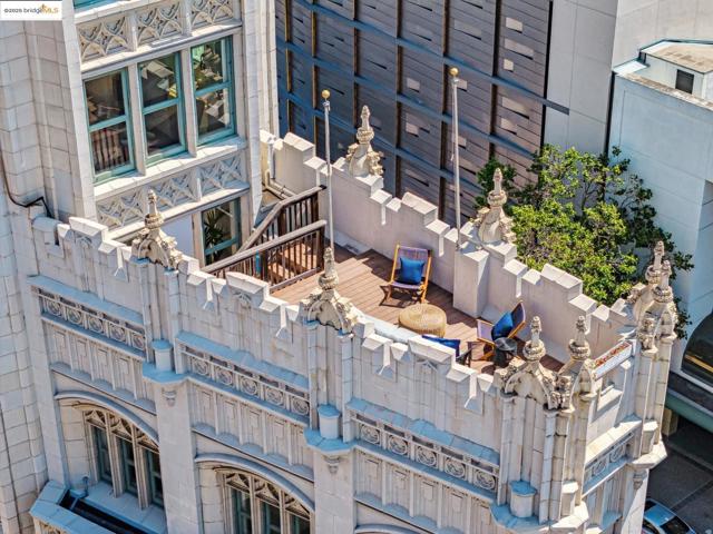1615 Broadway, Oakland CA: https://media.crmls.org/mediaz/a6e4230e-d4ef-44c3-87f0-8e8d5493ecde.jpg
