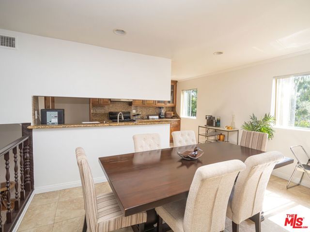 9740 Sepulveda Boulevard, 31 photo 6