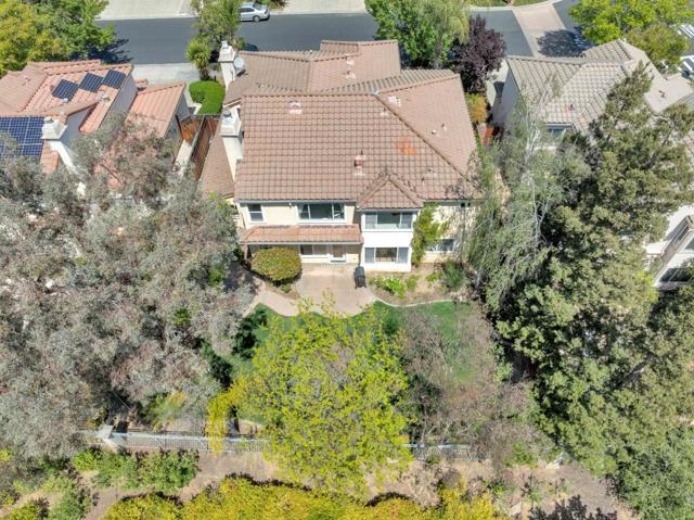 5451 Ligurian Drive, San Jose CA: https://media.crmls.org/mediaz/a6e5a1a7-94ef-4460-b297-4d1ab1525d60.jpg