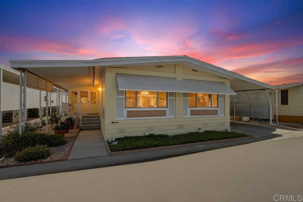 1286 Discovery Street - photo 2