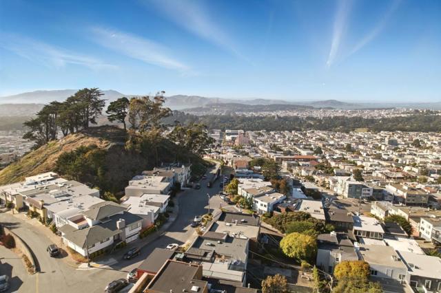 1756 14th Avenue, San Francisco CA: https://media.crmls.org/mediaz/a6e84e9d-8caf-4e7f-a851-fa4b33cad1fb.jpg