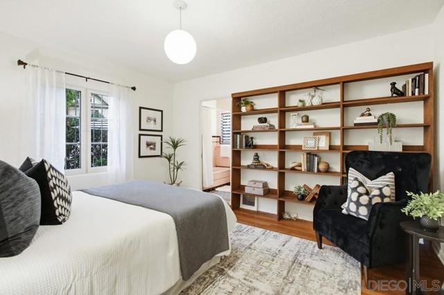 2854 Albatross Street, San Diego CA: https://media.crmls.org/mediaz/a6e97cfc-b74d-4273-bfc0-7630ea776981.jpg