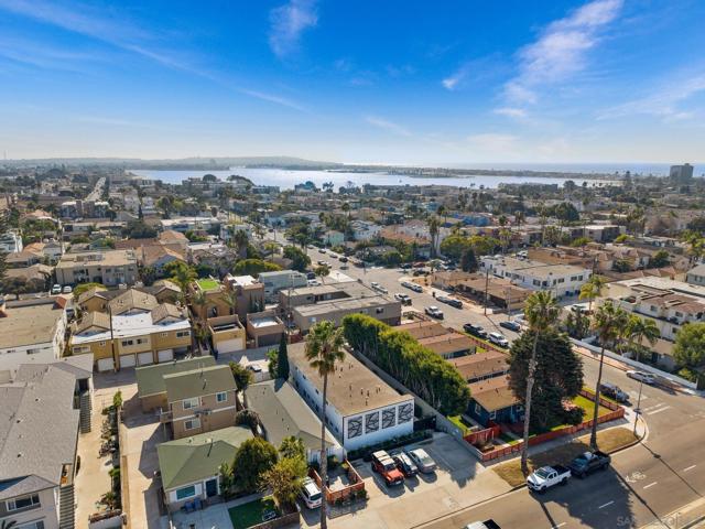 Image 5 of 26 For 1415 Grand Avenue