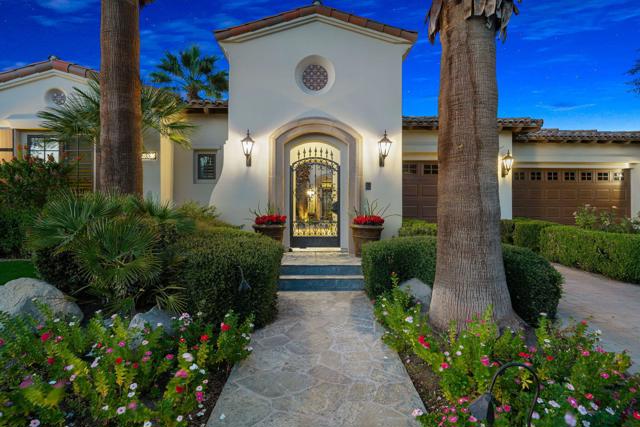 75836 Via Cortona, Indian Wells CA: https://media.crmls.org/mediaz/a6ebd4cc-97b9-4637-a2e7-503984fd4031.jpg