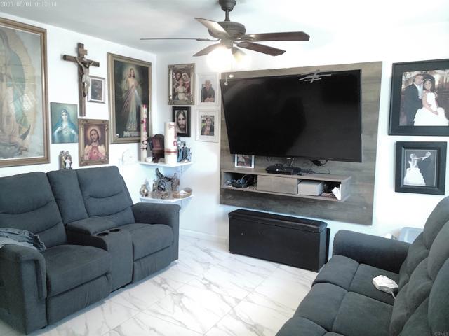 Detail Gallery Image 12 of 34 For 3474 Del Sol Blvd #C,  San Diego,  CA 92154 - 4 Beds | 2 Baths