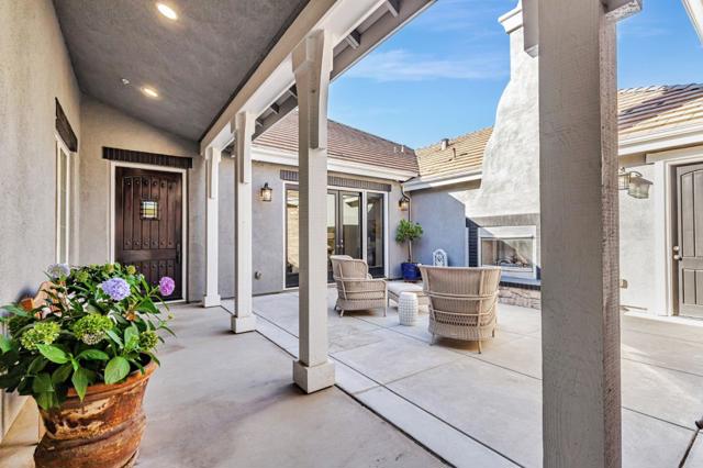 325 Peebles Avenue, Morgan Hill CA: https://media.crmls.org/mediaz/a6ed0cc6-5f49-46d4-816c-27531873afde.jpg