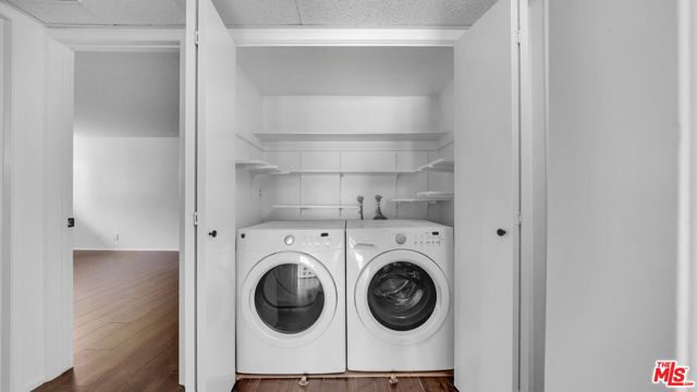 1800 Colby Avenue, Los Angeles CA: https://media.crmls.org/mediaz/a6ed6458-dc78-4f86-8c6a-afbbe21d3600.jpg