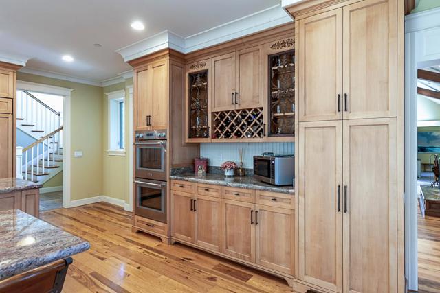 587 Sequoia Avenue, Redwood City CA: https://media.crmls.org/mediaz/a6ee2455-0d22-4727-ae65-7fa0a0c740f0.jpg